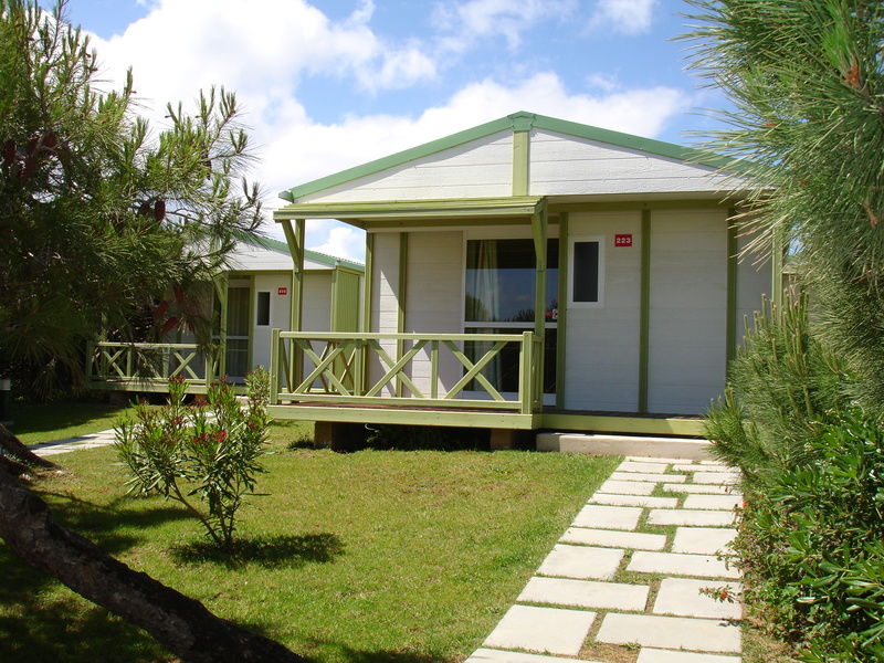 Orbitur Guincho Bungalows - Caravan Park Cascais Exterior photo