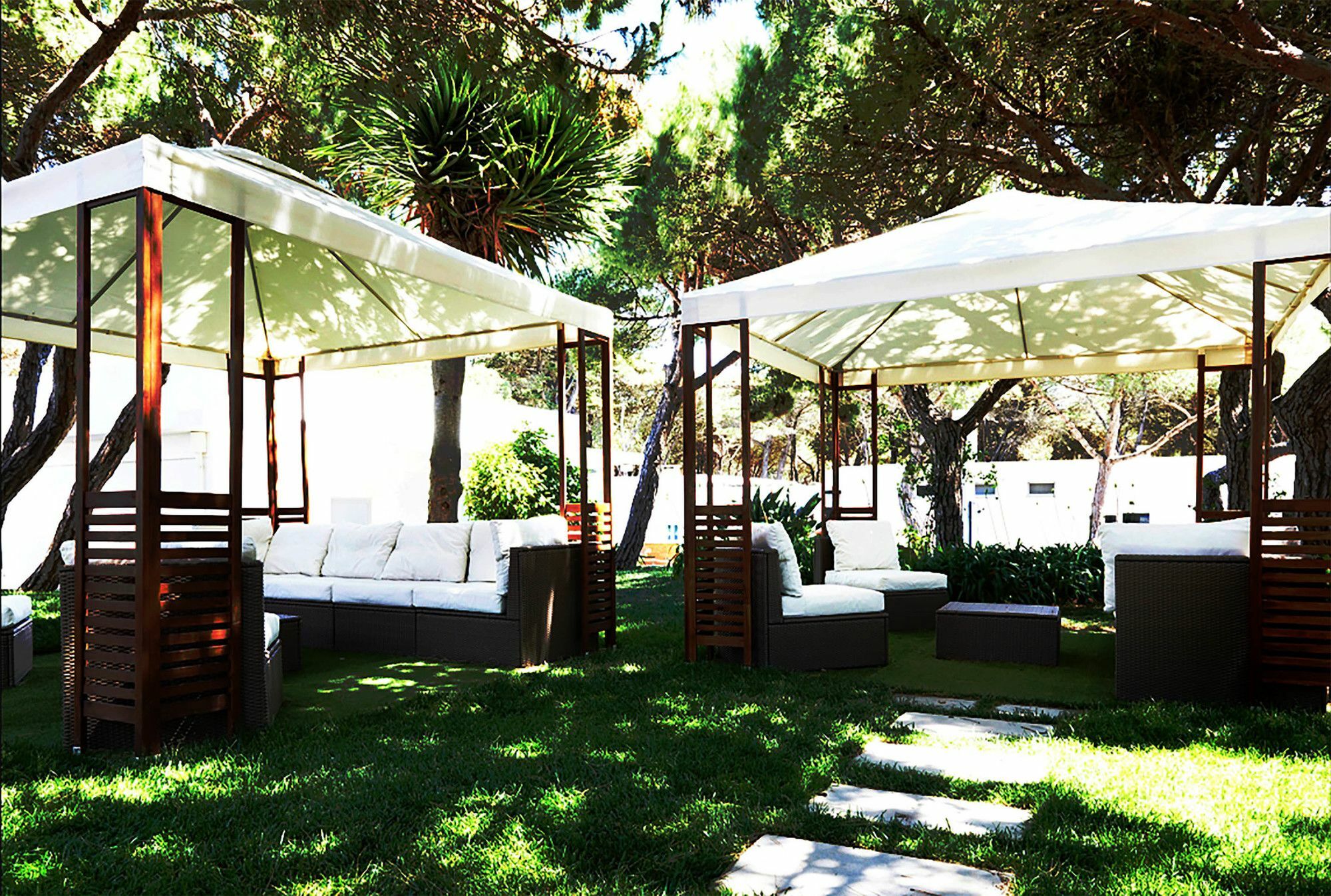 Orbitur Guincho Bungalows - Caravan Park Cascais Exterior photo