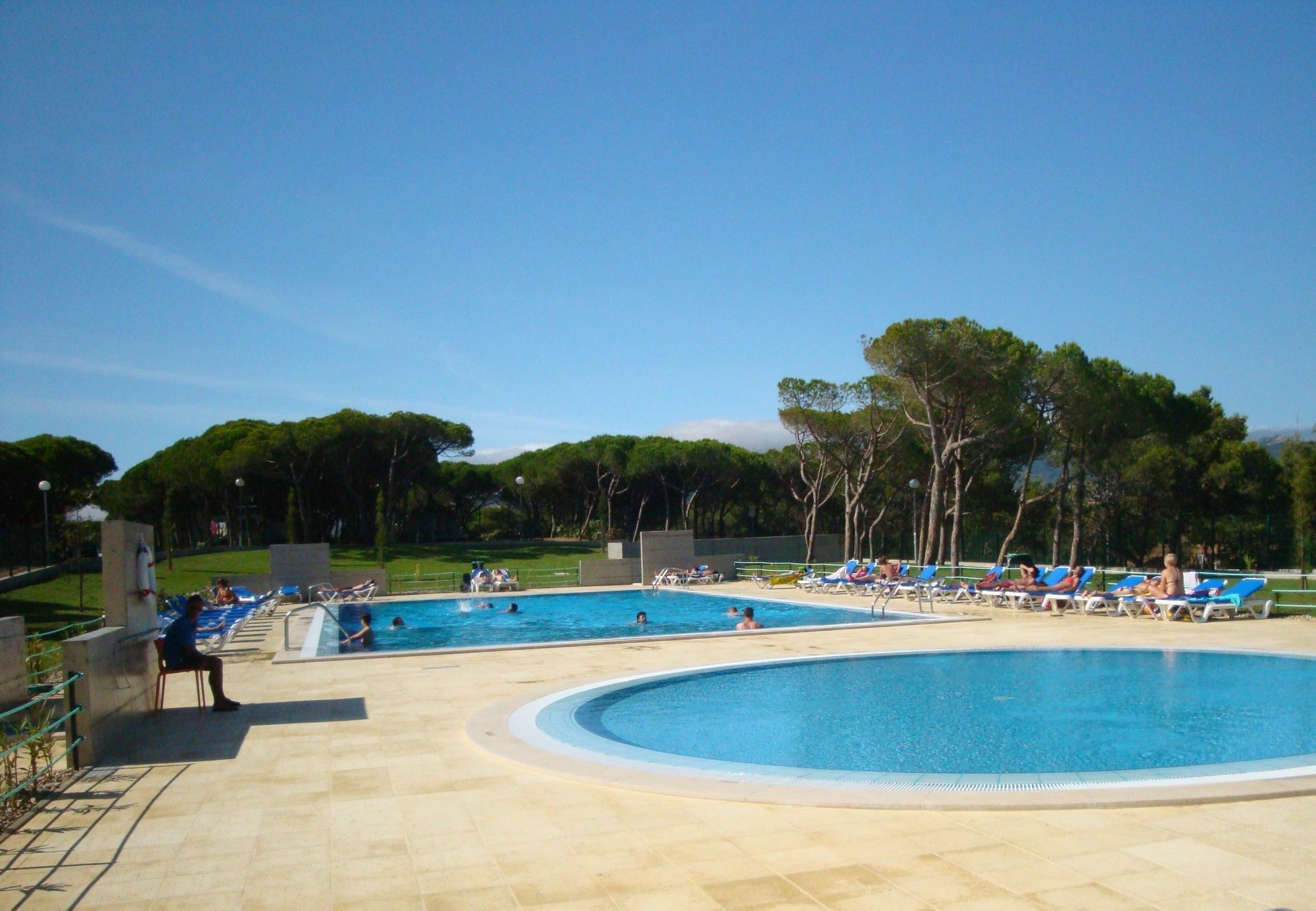 Orbitur Guincho Bungalows - Caravan Park Cascais Exterior photo